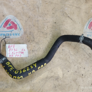 Патрубок радиатора печки Subaru 72411AG000 / 72411AG001 Outback/Legacy BPE EZ30 НИЗ, с помпы на радиатор печки