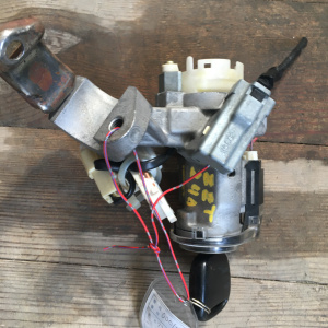 Замок зажигания Toyota #ZT24#/#ZE12# Allion/Premio/Corolla Spacio/Caldina дефект конт.группы 45020-33-6