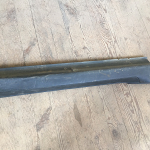 Накладка на порог MITSUBISHI Outlander CW5W R 6512A255-02