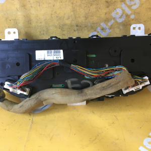 Панель приборов Nissan Caravan E25 VZ03A/8ZH0