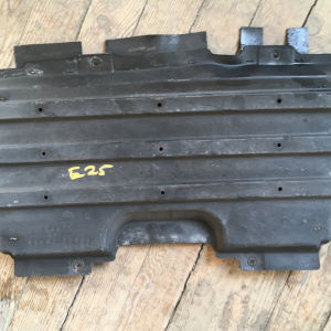 Защита двигателя Nissan E25 Caravan 75892 VW000/VX400