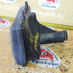 Бачок резонатора Mazda FSN71319X Capella GFEP/GWEW/LWEW/CPEW FS на впускной коллектор ОТВЕРСТИЕ 22 мм