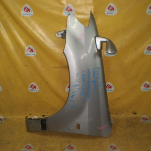 Крыло MITSUBISHI Airtrek CU4W перед, лев +зеркало (под порог)