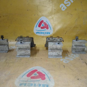 Крепление радиатора кондиционера Kia Bongo