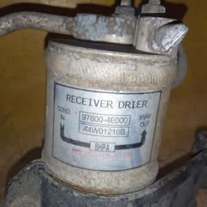 Радиатор кондиционера Kia Bongo + съёмный осушитель