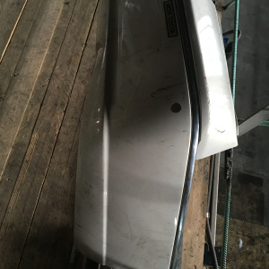 Бампер TOYOTA Brevis JCG10 зад под Сонары дефект 52159-51040