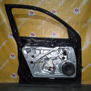 Дверь боковая Volkswagen Tiguan 5N1 '2008 перед, лев в сборе, молдинг (дефект, скол) 5N0831055B