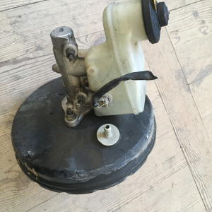 Главный тормозной цилиндр TOYOTA NCP5#/NLP5# Probox/Succeed +вакуумник