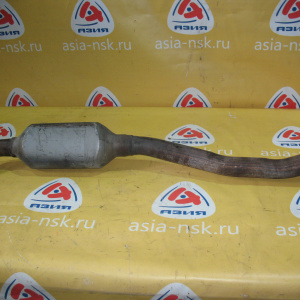 Бочка глушителя Mitsubishi Lancer CY4A средняя часть с катализатором