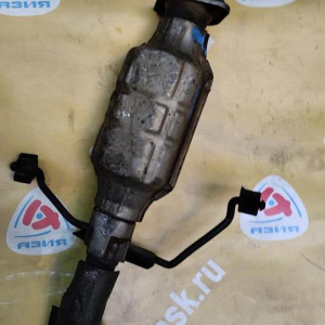 Глушитель Mazda Demio DW5W средняя часть с катализатором