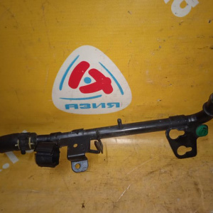 Патрубок системы охлаждения Volkswagen 03H121065C Touareg 7LA/7L6 BHK R н 3.6 FSI Кронштейн с трубкой ОЖ