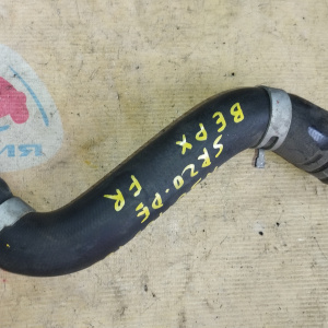 Патрубок  радиатора Nissan 215015V000 R'nessa N30 SR20-DE R в F верх.