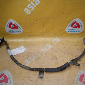 Шланг тормозной Kia Sorento BL/FY '2004 перед, прав 587323E100