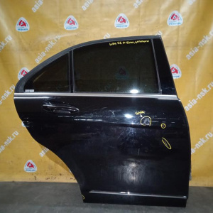 Дверь боковая Mercedes C-Class W204 зад, прав Седан, в сборе, чёрный (тычки, царапины) '2010