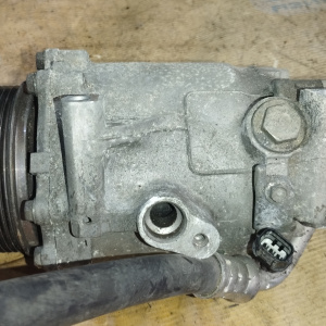 Компрессор кондиционера Honda K20Z2 Civic FD2 ДЕФЕКТ КОРПУСА диаметр шкива 106 мм. TRSE07