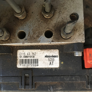 Блок ABS Mazda CP8W Premacy