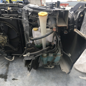 Ноускат Nissan Bassara JNU30 KA24 a/t под сонары+бачок омыв.+расш.+абсорбер (дефект радиатора) ф.100-63586(Xenon) тум.114-63514