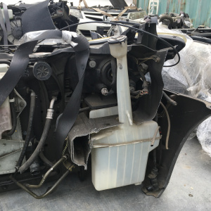 Ноускат Toyota Voltz ZZE136 a/t +бачок омыват. ф.01-14 тум.01-15
