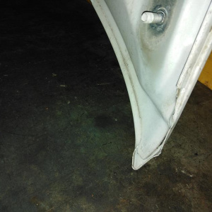 Капот Audi A6 C6/4F2/4F5/4FH '2004-2011 (дефект загнут угол) 4F0823029F