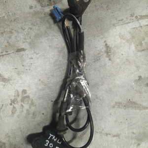 Датчик ABS Nissan Presage U30 перед, лев '2001-2003