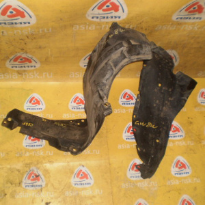 Подкрылок Mazda Capella GWEW/GF8P перед, прав GE4T