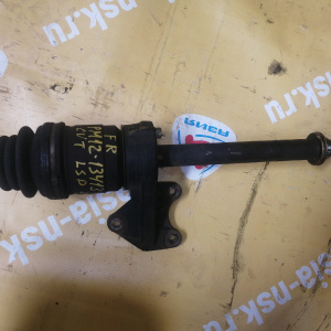 Привод Nissan RM12 Liberty QR20DE перед, прав CVT ВАЛ ПРОМЕЖУТОЧНЫЙ С КРОНШТЕЙНОМ