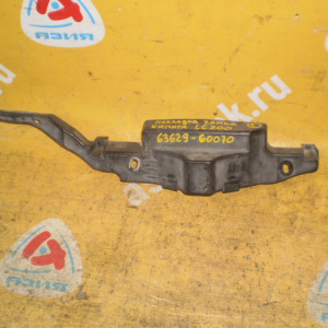 Накладка на телевизор Toyota Land Cruiser UZJ200 L 63629-60070