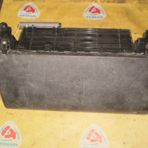 Бардачок Toyota 55433-60090 Land Cruiser UZJ200 LHD Дефект