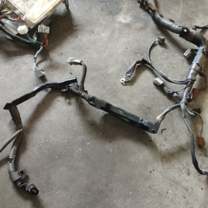 Коса ДВС Toyota 4S-FE ST200-0003017 2WD a/t A140E с приводом спидометра. ПРОБЕГ 14 т.км.  + компьютер 89661-2B730 трамблер 2 конт. 82121-2H830