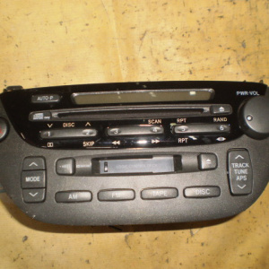 Магнитола TOYOTA Vista SV50 86120-32540