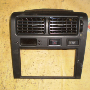 Рамка магнитофона Toyota 55412-20440 Corona ST190 (В сборе)