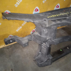 Рамка радиатора Volkswagen Passat B6/3C2 AXZ '2007 3.2 FSI 3C0805588J