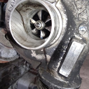 Двигатель Volvo S60 D5244T-120428 2.4L D5 RS '2003