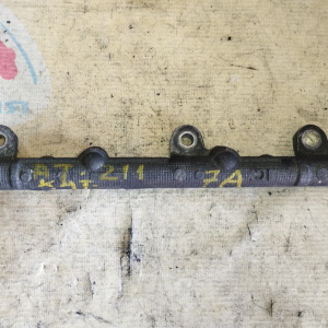 Топливная рейка Toyota 7A-FE Corona Premio AT211 с клапаном 2430 / 23280-16150 23814-16140 / 23814-16160