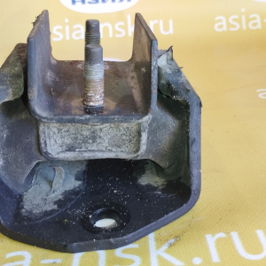 Подушка двигателя Nissan VG33 Terrano R50 4WD a/t под акпп ДЕФЕКТ R ( AD ) 11320-2W200