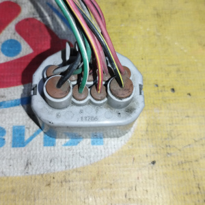 Разъём селектора акпп / датчика положения акпп Toyota 90980-11784 ZZE122 1ZZ/1NZ/2UZ/1AZ-FSE/1JZ-FSE-2AZ-FE/1G 7 средних контактов + 2 побольше OLD