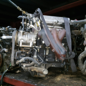 Двигатель Mazda FE-956929 DOHC 16VALVE Capella