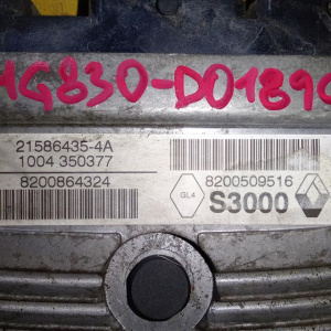 Блок управления двс Renault Kangoo KW K4M830 '2011 1.6 5MT 8200864324