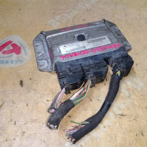 Блок управления двс Renault Kangoo KW K4M830 '2011 1.6 5MT 8200864324