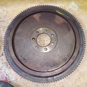 Маховик Renault K4M830 Kangoo KW0D '2011 1.6 5MT JR5-153 +корзина