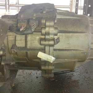 АКПП Isuzu 6VD1/6VE1 4L30E / GM 96018555 ДЕФЕКТ РАЗЪЕМА 4WD ( TOD ) 4 конт. спереди, 7 конт. сзади, раздата с электромотором Trooper/Bighorn/MU/Wizard