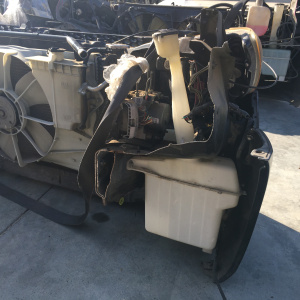 Ноускат Toyota Voltz ZZE137 a/t +бачок омыват.+блок ABS+абсорбер ф.01-14 тум.01-15