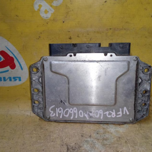 Блок управления двс Renault Clio 3 BR/CR K4M801 '2005-2012 1.6 VVTi 4AT 8200461733 8201104877