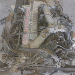 Двигатель NISSAN VG30-E-209833Y 2вал CEDRIC PY33