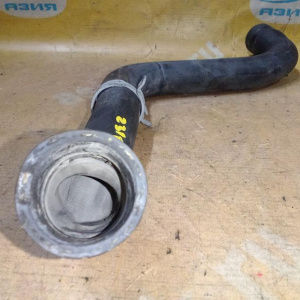 Патрубок радиатора Ford Focus 2 CAP AODA/C307 перед, лев верх 2.0L Duratec He (145PS) 3M5H-8260-EJ