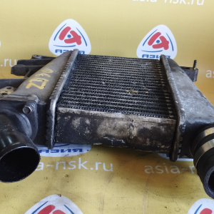 Интеркулер Nissan Y61 Patrol/Safari ZD30 ДЕФЕКТ ВМЯТИНЫ