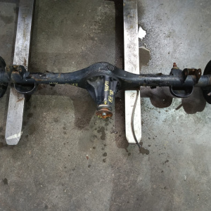 Мост TOYOTA KR42/SR40/CR40 Lite Ace Noah/Town Ace Noah 2WD 43/11 (под пружину)