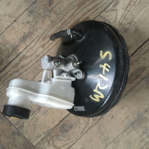 Главный тормозной цилиндр Toyota S412M Town Ace с вакуумником