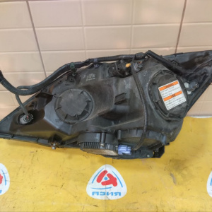 Фара HONDA P6360 прав CR-V RE4 ксенон Дефект крепления