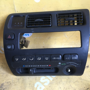 Климат-контроль TOYOTA AE100 Sprinter без крутилки 155920-2010